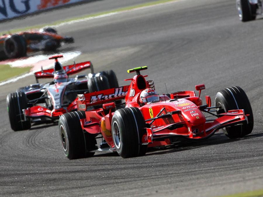  Ferrari F2007 2007 года  (фото 14 из 16)